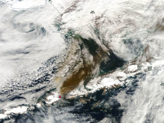 Pavolf-eruption-plume-3-28-2016